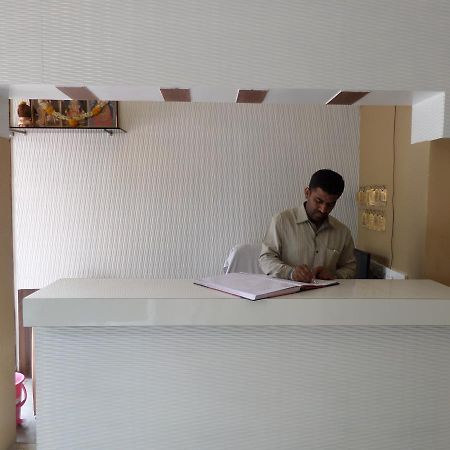 Parvat Lodge Ahmednagar Esterno foto