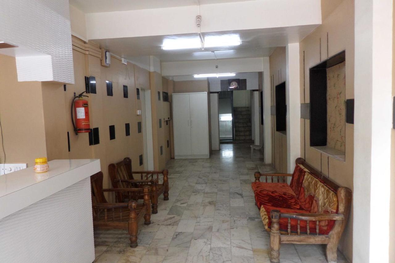 Parvat Lodge Ahmednagar Esterno foto