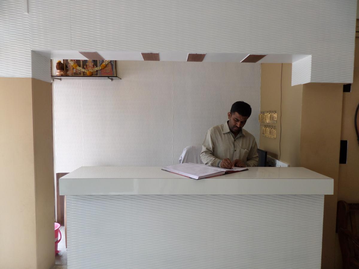 Parvat Lodge Ahmednagar Esterno foto